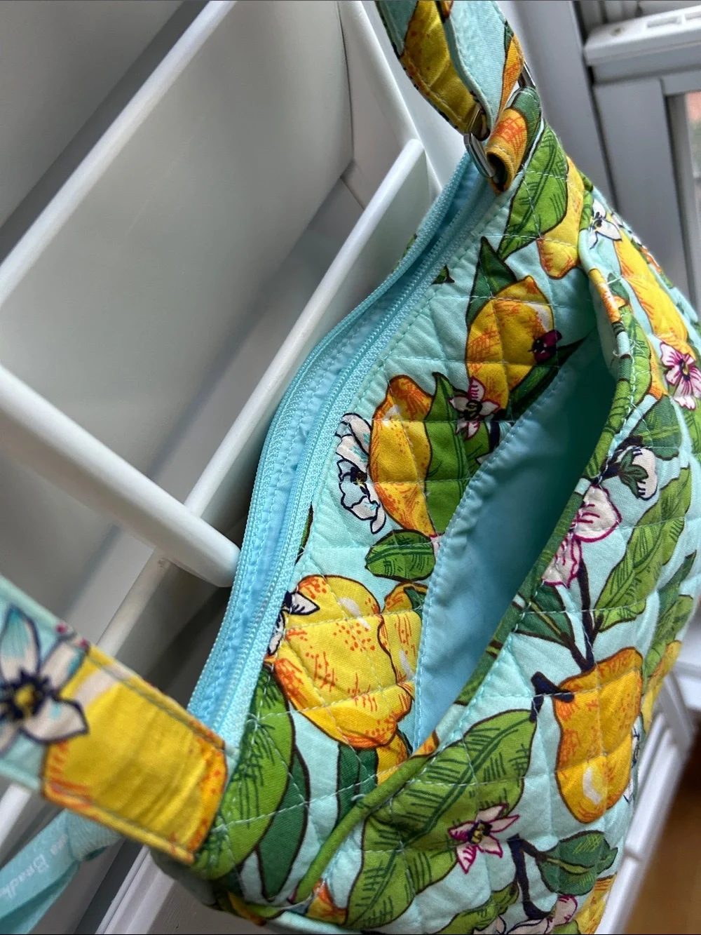 Vera Bradley Lemon Grove quilted pattern Crossbody